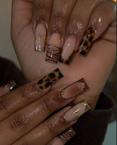 Savanna Glow French Tips